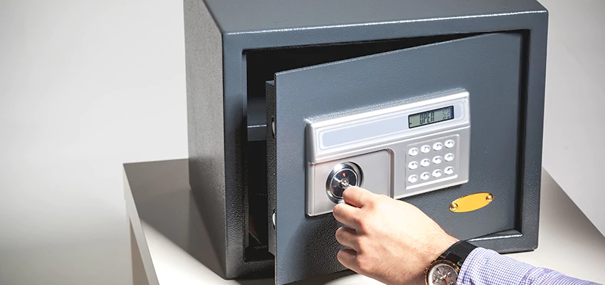 Jewelry Safe Unlocking Service in Seal Beach, California