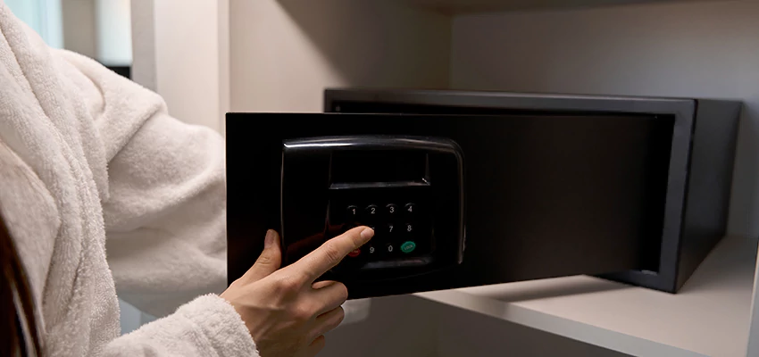 Safe Unlocking Service Company in Seal Beach, California