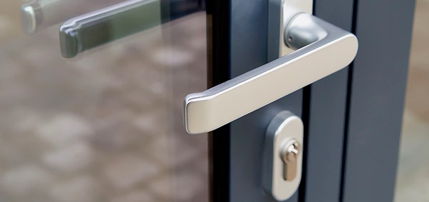 Broken Door Lock Cylinder Repair in Seal Beach, California